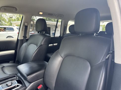Used 2024 Nissan Armada SV AWD/4WD image 14