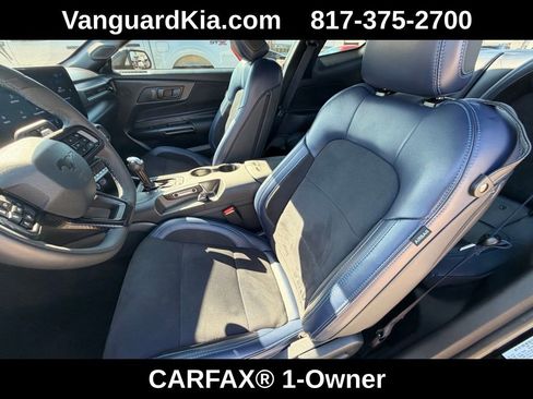Used 2025 Ford Mustang Dark Horse image 15