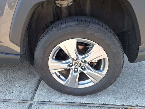 Used 2024 Toyota RAV4 XLE image 22