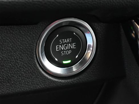 New 2026 Chevrolet Traverse RS image 18