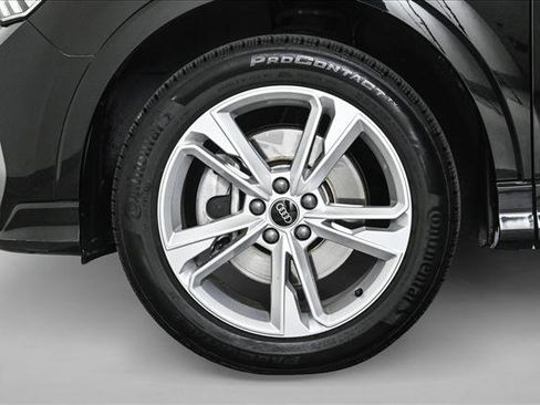 Used 2021 Audi Q3 2.0T Premium Plus image 25