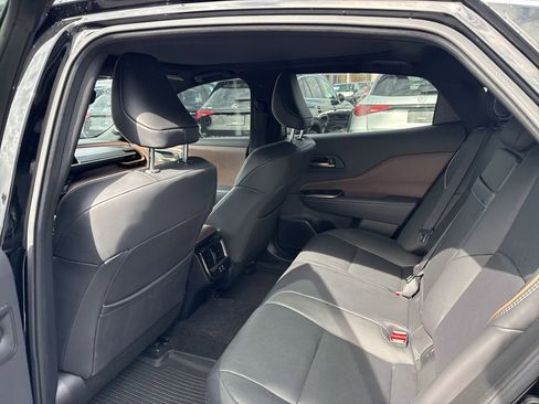 Used 2024 Toyota Crown Limited w/ Advanced Technology Package image 10