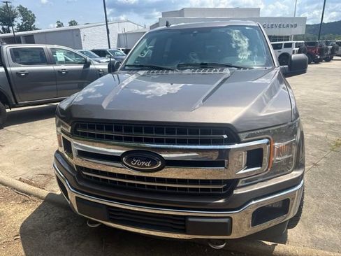 Used 2019 Ford F150 XLT w/ Equipment Group 302A Luxury AWD/4WD image 2