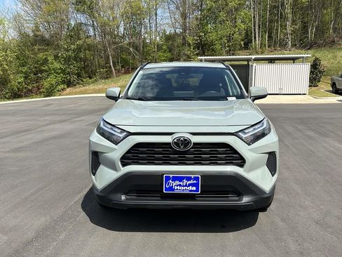 Used 2023 Toyota RAV4 XLE image 2