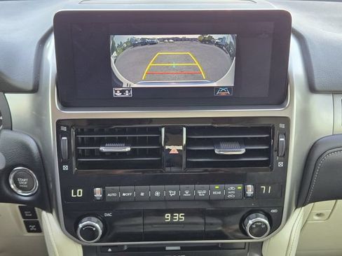 Used 2023 Lexus GX 460 Premium AWD/4WD image 17