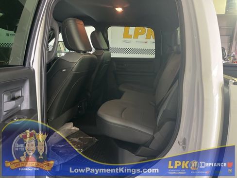 Used 2025 RAM 2500 Tradesman w/ Chrome Appearance Group image 23