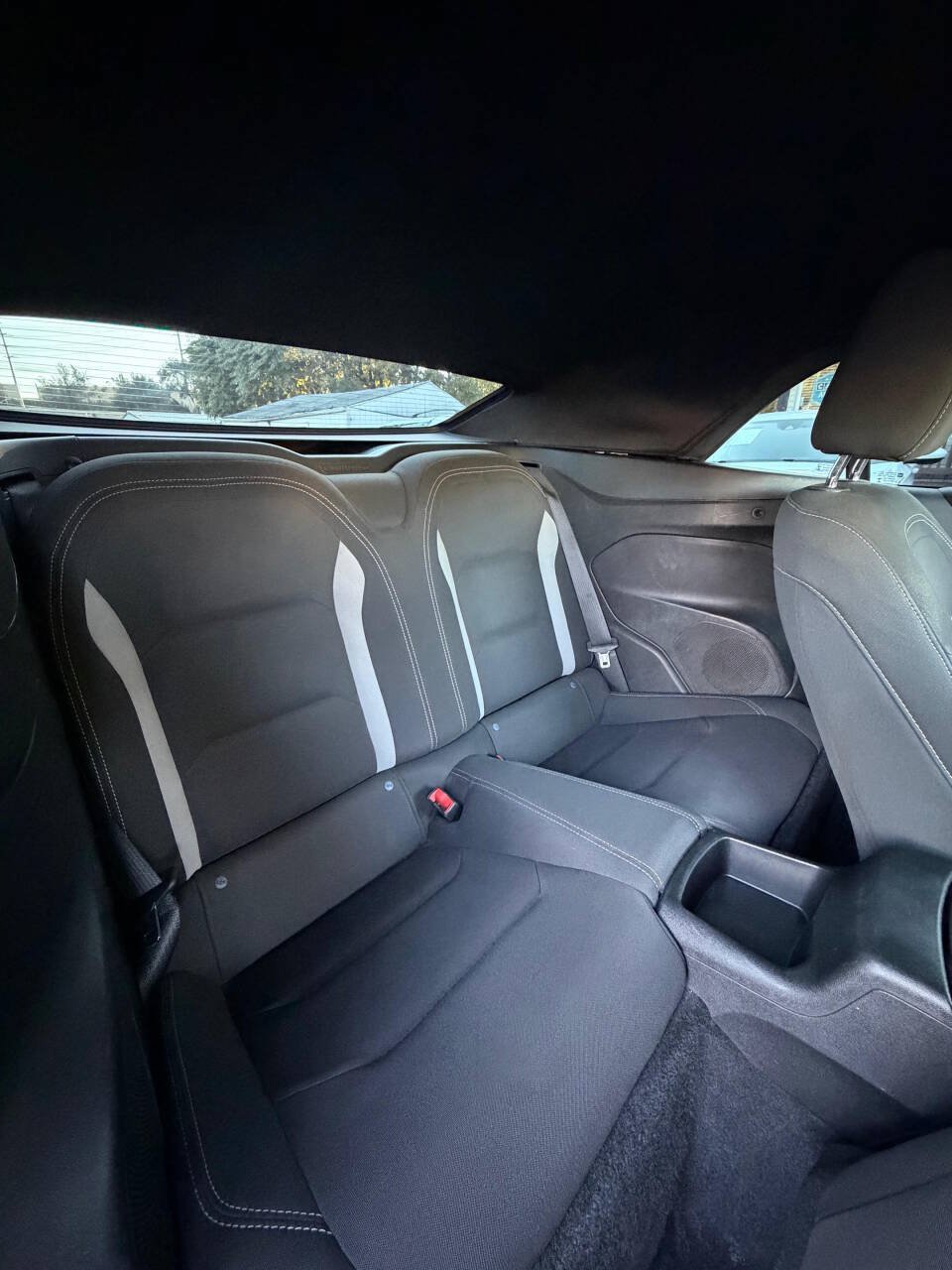 Used 2020 Chevrolet Camaro LT RWD image 18