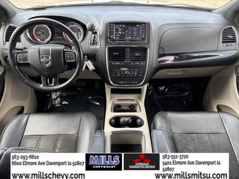 Used 2019 Dodge Grand Caravan SXT w/ Driver Convenience Group FWD image 14