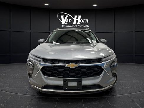 New 2026 Chevrolet Trax LT w/ Driver Confidence Package image 10