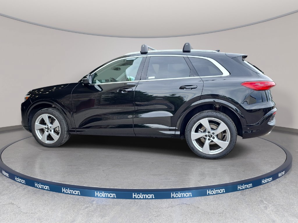 Used 2025 Audi Q5 Premium w/ Premium Plus AWD/4WD image 9