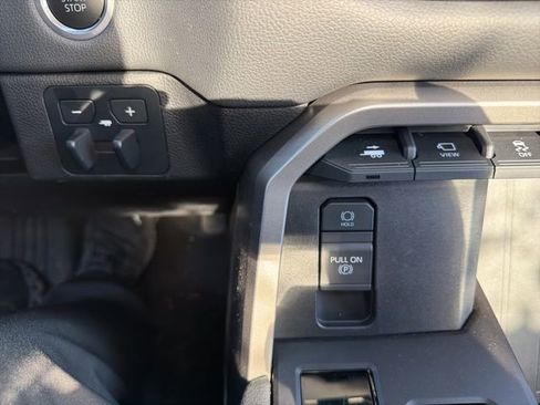 Used 2024 Toyota Tundra Limited image 23