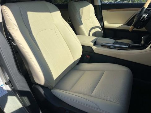 Used 2021 Lexus RX 350L Premium w/ Premium Package AWD/4WD image 28