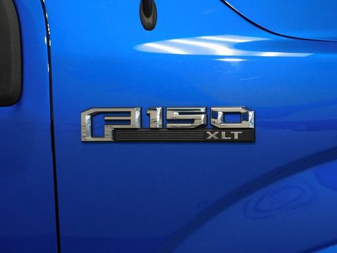 Used 2019 Ford F150 XLT w/ Equipment Group 302A Luxury image 15