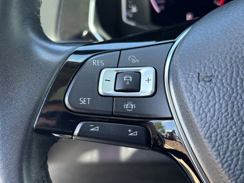 Used 2019 Volkswagen Jetta SEL FWD image 18