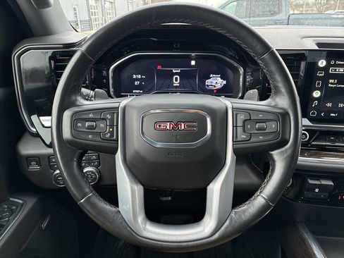 Used 2022 GMC Sierra 1500 Elevation w/ Elevation Premium Package image 10