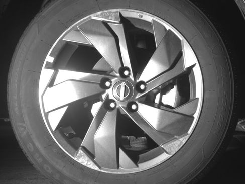 Used 2025 Nissan Rogue SV image 13