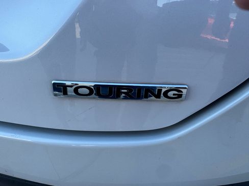 Certified 2023 Honda Pilot Touring image 37