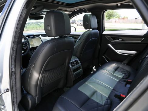 Used 2022 Jaguar F-PACE S AWD/4WD image 27