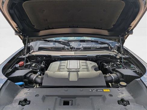 New 2025 Land Rover Defender 110 V8 image 17