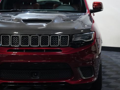 Used 2018 Jeep Grand Cherokee Trackhawk AWD/4WD image 10