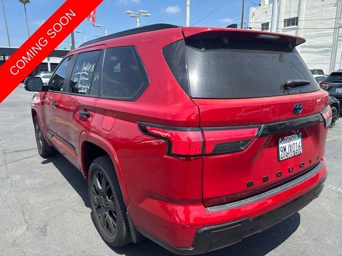 Used 2024 Toyota Sequoia Capstone AWD/4WD image 6