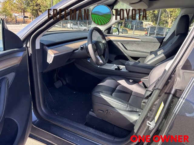 Used 2024 Tesla Model Y Long Range AWD/4WD image 6