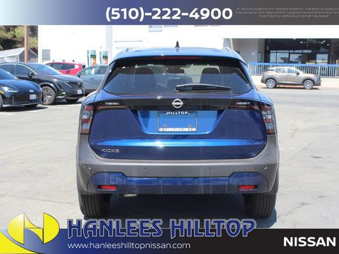 New 2026 Nissan Kicks SV FWD image 8