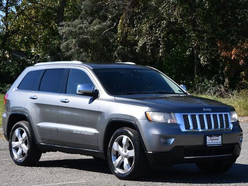 Used 2012 Jeep Grand Cherokee Overland image 10