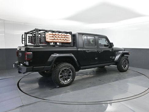 Used 2020 Jeep Gladiator Overland image 15