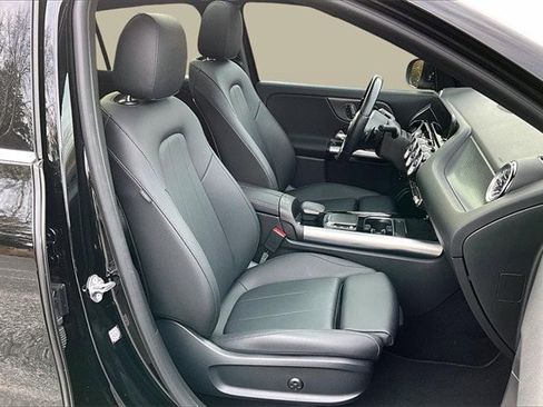 Certified 2023 Mercedes-Benz GLA 250 4MATIC image 32