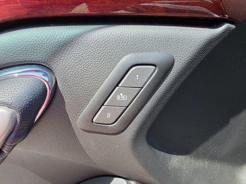 Used 2011 Cadillac CTS Premium image 10