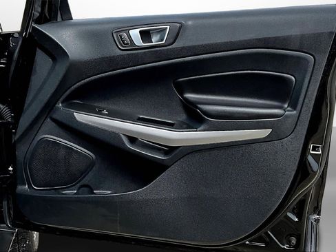 Used 2021 Ford EcoSport Titanium image 26