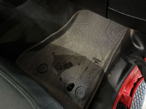 Used 2022 Jeep Wrangler Sport S image 34