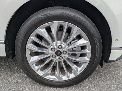 Certified 2024 Ford Edge Titanium w/ Titanium Elite Package AWD/4WD image 11