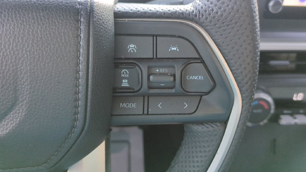 Used 2025 Toyota Tacoma TRD Off-Road AWD/4WD image 22