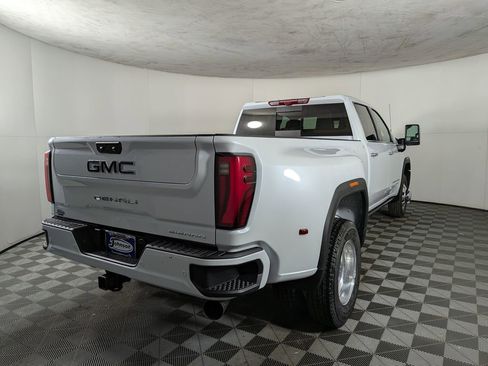 New 2026 GMC Sierra 3500 Denali Ultimate image 7