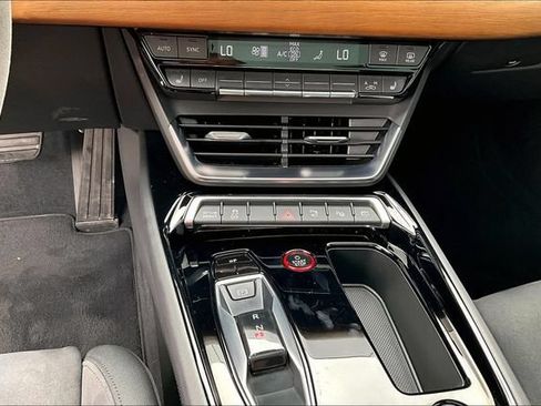 Used 2023 Audi e-tron GT Prestige w/ Prestige Package AWD/4WD image 25