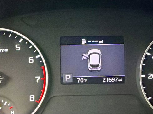 Used 2021 Kia Seltos S AWD/4WD image 12