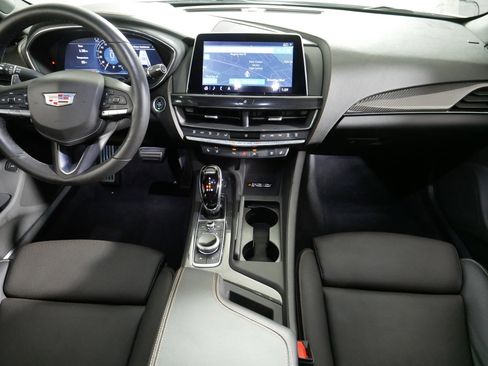 Used 2023 Cadillac CT5 V w/ Premium Package RWD image 10