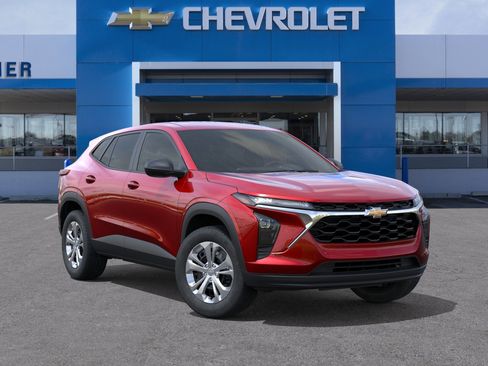 New 2026 Chevrolet Trax LS image 7