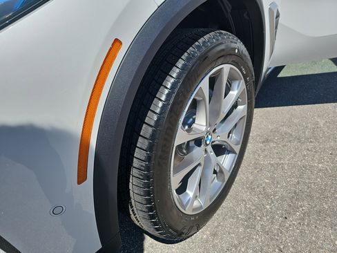 New 2026 BMW X5 xDrive40i AWD/4WD image 35
