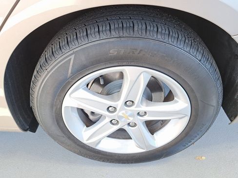 Used 2023 Chevrolet Malibu LS image 32