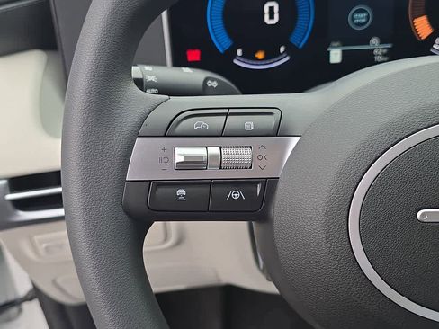 New 2026 Hyundai Tucson SEL FWD image 24