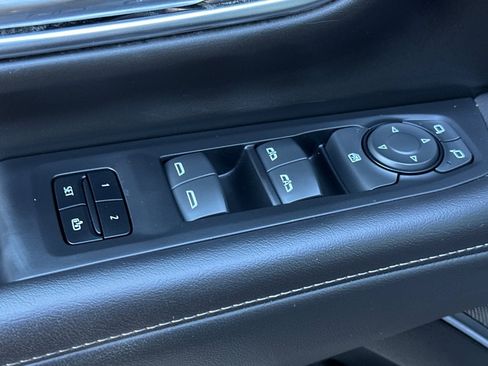 Used 2024 Chevrolet Tahoe LT image 12