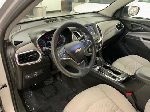Used 2019 Chevrolet Equinox LS AWD/4WD image 10