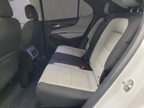 Used 2019 Chevrolet Equinox LT FWD image 18