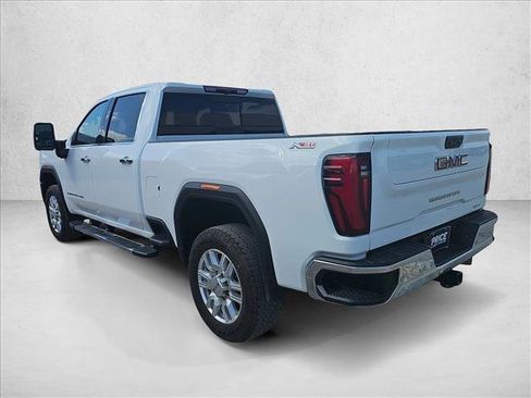 Used 2024 GMC Sierra 2500 SLT w/ Texas SLT Premium Package image 3