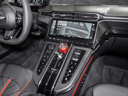 New 2026 Aston Martin V8 Vantage S image 21