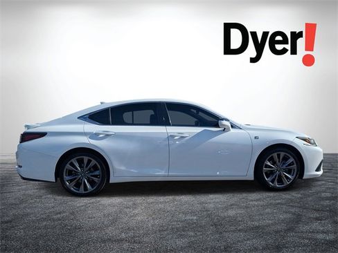 Used 2019 Lexus ES 350 F Sport image 2