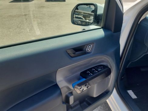 New 2025 Ford Maverick Lobo image 16